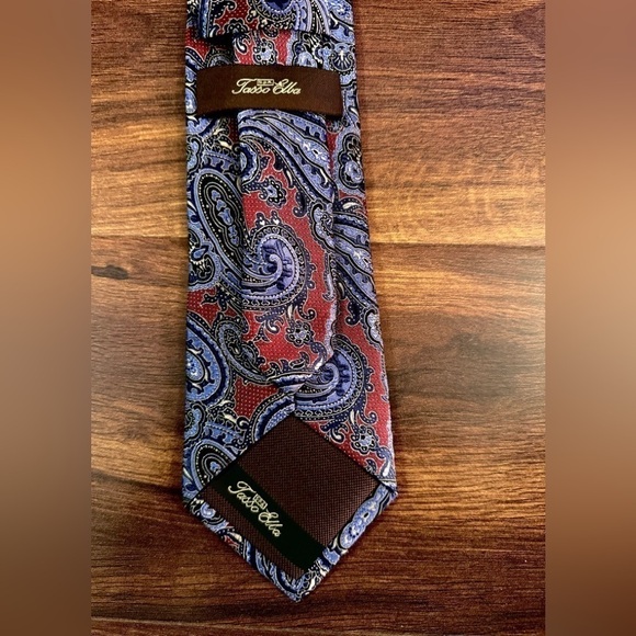 TASSO ELBA 100% Silk Purple On Red  Paisley Necktie - Picture 4 of 10